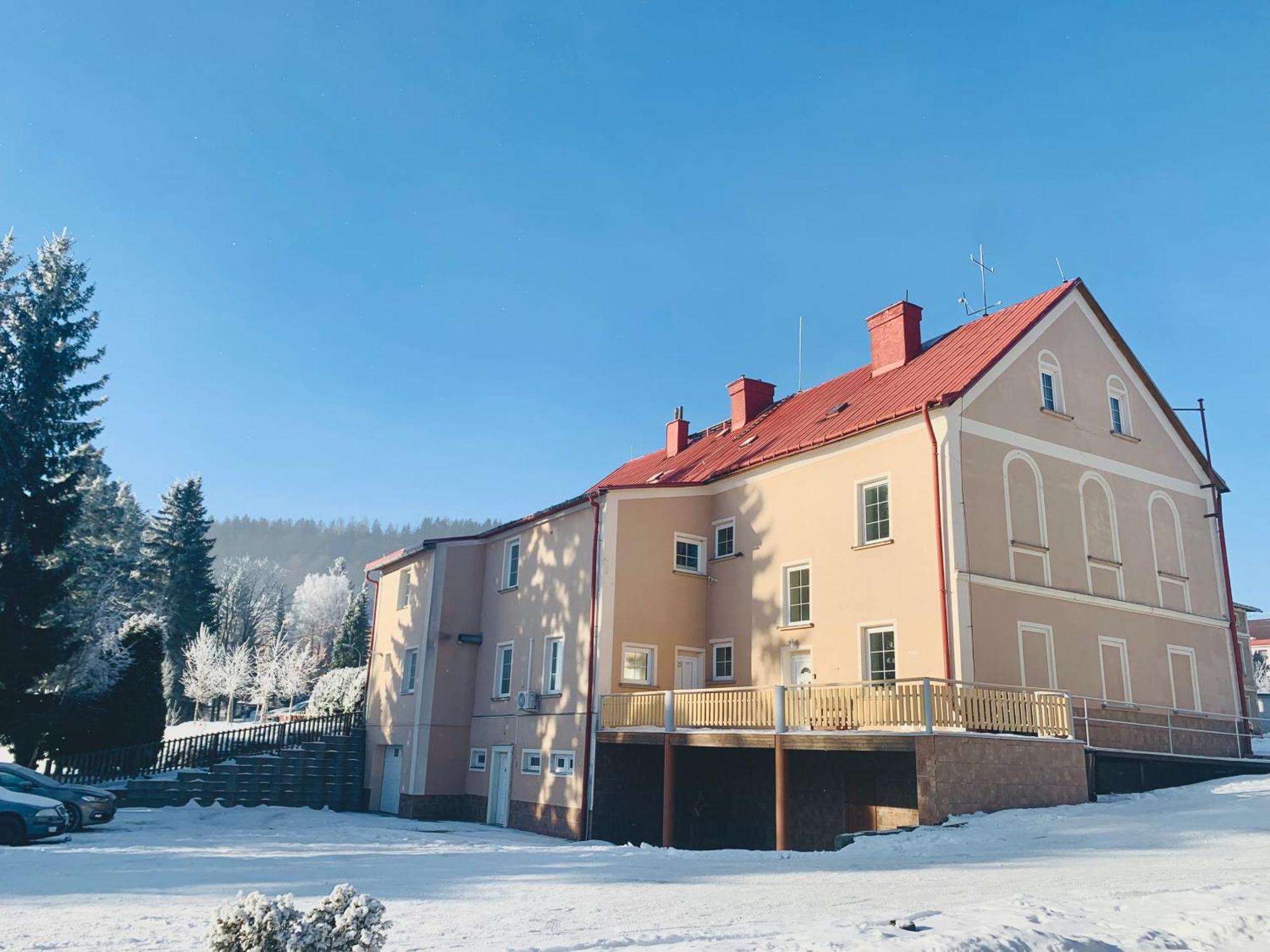 Pension Zaclersky Medved Exterior foto
